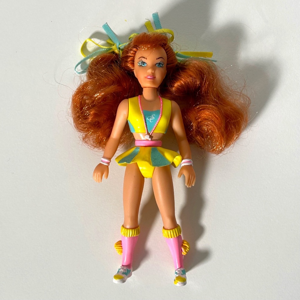 Vintage 90s Playmate Toys Swan's Crossing Hanging' Out Gloria Doll (21C)